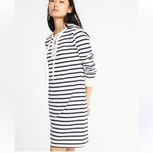 Old Navy lace -yoke French terry Navy and cream dress